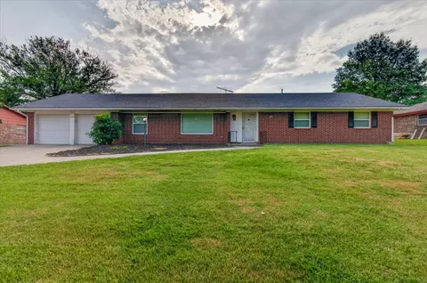 1312 Melmart Dr, Bartlesville, OK 74006
