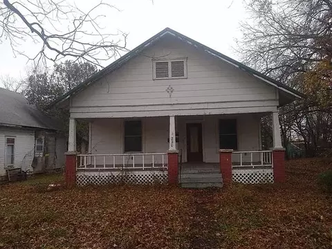 220 N 14th St, Muskogee, OK 74401
