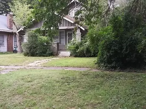 1606 Boston St, Muskogee, OK 74401