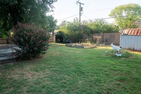 Exterior - 7345 E 59th Pl, Tulsa, OK 74145 photo 3 of 6