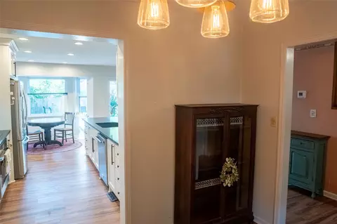 Entry Way - 7345 E 59th Pl, Tulsa, OK 74145 photo 2 of 3