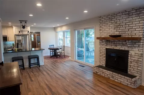 Living - 7345 E 59th Pl, Tulsa, OK 74145 photo 3 of 5
