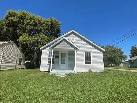 2140 Fredonia St, Muskogee, OK 74403