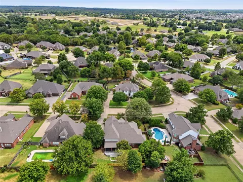 View/Area - 7804 E Dallas St, Broken Arrow, OK 74014 photo 3 of 5