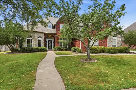 Exterior - 7804 E Dallas St, Broken Arrow, OK 74014 photo 3 of 13