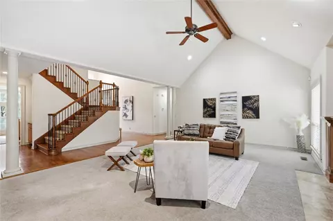 Living - 7804 E Dallas St, Broken Arrow, OK 74014 photo 4 of 5