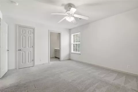Bedroom - 7804 E Dallas St, Broken Arrow, OK 74014 photo 6 of 8