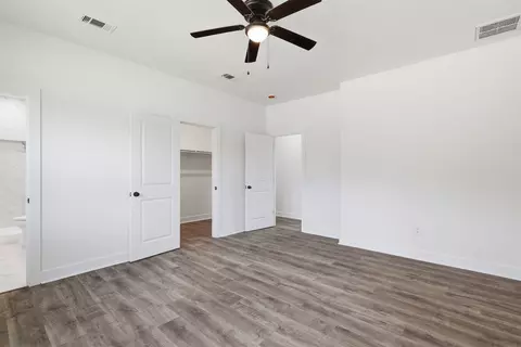 Bedroom - 63 Deerfield, Colbert, OK 74733 photo 4 of 10