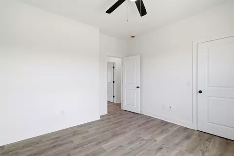 Bedroom - 63 Deerfield, Colbert, OK 74733 photo 1 of 10