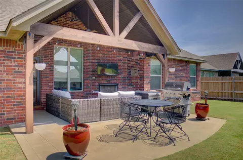 Exterior - 18318 E 50th St, Tulsa, OK 74134 photo 4 of 10