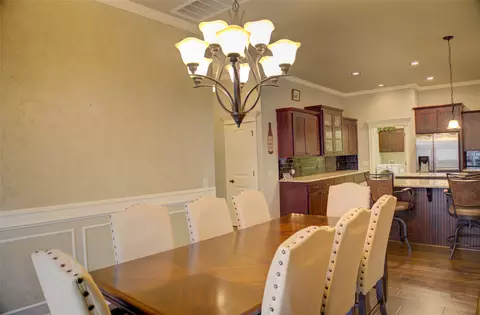 Dining - 18318 E 50th St, Tulsa, OK 74134 photo 3 of 3