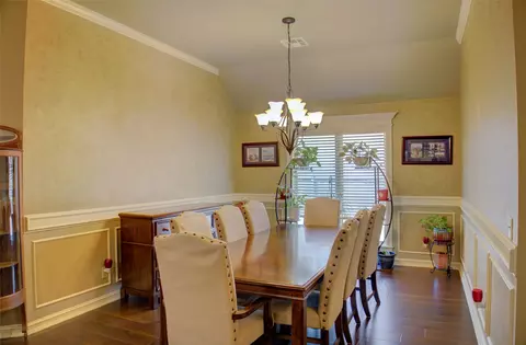Dining - 18318 E 50th St, Tulsa, OK 74134 photo 1 of 3