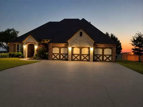 8200 S Big Sky Dr, Talala, OK 74080