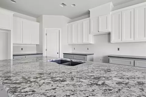Kitchen - 20932 E 35th Pl S, Broken Arrow, OK 74014 photo 2 of 3