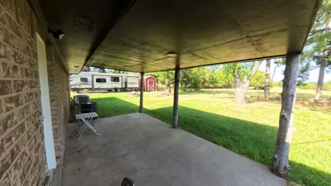 Exterior - 174 Hummingbird Cir, Colbert, OK 74733 photo 7 of 9