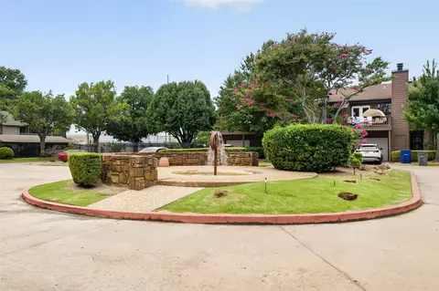 Exterior - 2817 E 90th Street 3, Tulsa, OK 74137 photo 3 of 12