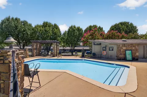 Exterior - 2817 E 90th Street 3, Tulsa, OK 74137 photo 10 of 15