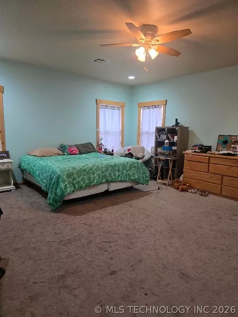 Bedroom - 1 4300 Rd, Pawnee, OK 74058 photo 1 of 3