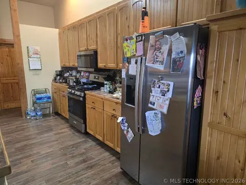 Kitchen - 1 4300 Rd, Pawnee, OK 74058 photo 5 of 6