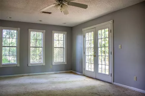 Bedroom - 404 E Laurel St, Hugo, OK 74743 photo 1 of 7