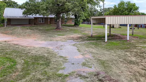 Exterior - 334169 E 1010 Rd, Harrah, OK 73045 photo 15 of 17