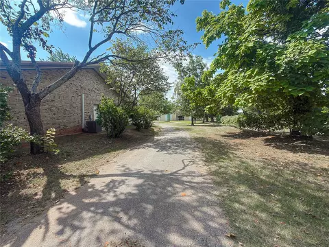 Exterior - 334169 E 1010 Rd, Harrah, OK 73045 photo 16 of 17