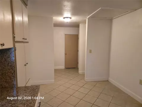Entry Way - 602 W Spruce St N, Haskell, OK 74436 photo 4 of 4