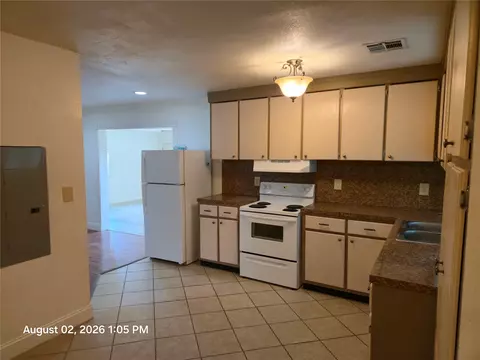 Kitchen - 602 W Spruce St N, Haskell, OK 74436 photo 5 of 5