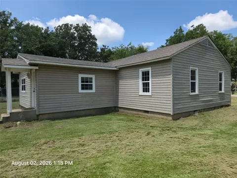 Exterior - 602 W Spruce St N, Haskell, OK 74436 photo 8 of 13