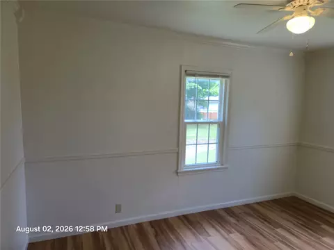 Bedroom - 602 W Spruce St N, Haskell, OK 74436 photo 3 of 9