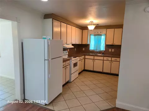 Kitchen - 602 W Spruce St N, Haskell, OK 74436 photo 1 of 5