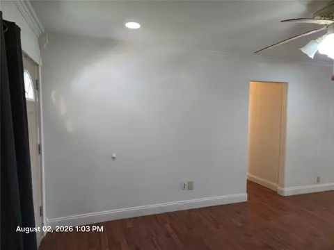 Living - 602 W Spruce St N, Haskell, OK 74436 photo 10 of 11