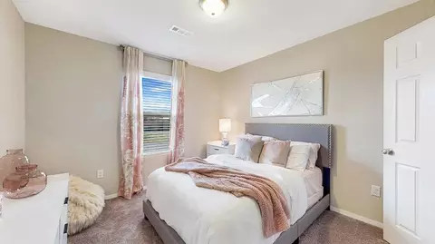 Bedroom - 29076 E 80th Ct S, Broken Arrow, OK 74014 photo 3 of 5