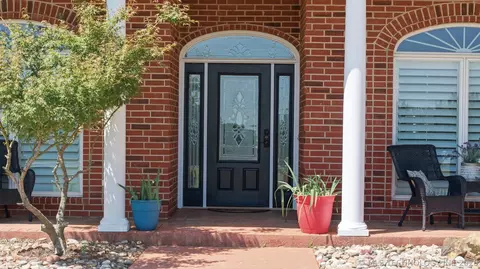 Entry Way - 3315 E Ridgewood Dr, Cushing, OK 74023 photo 1 of 2