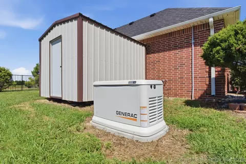 Other - 3315 E Ridgewood Dr, Cushing, OK 74023 photo 9 of 17