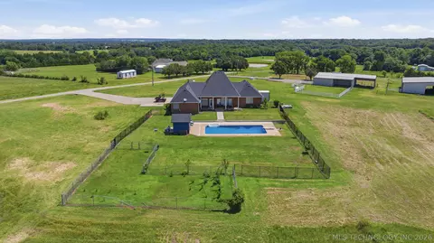 View/Area - 3315 E Ridgewood Dr, Cushing, OK 74023 photo 4 of 11