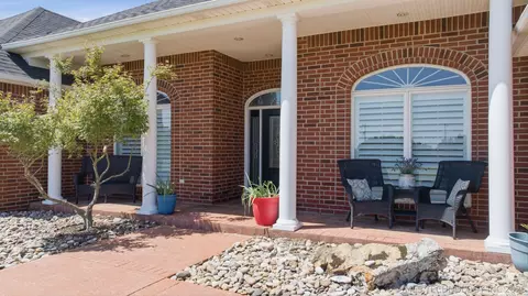 Exterior - 3315 E Ridgewood Dr, Cushing, OK 74023 photo 4 of 12