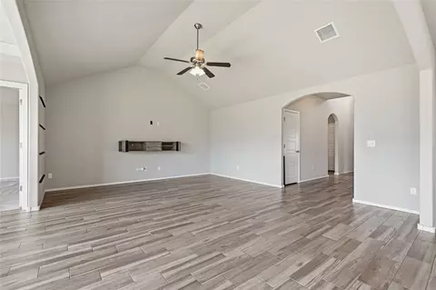Living - 6700 S 20th Pl, Broken Arrow, OK 74011 photo 4 of 4
