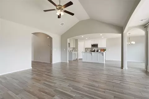 Living - 6700 S 20th Pl, Broken Arrow, OK 74011 photo 3 of 4