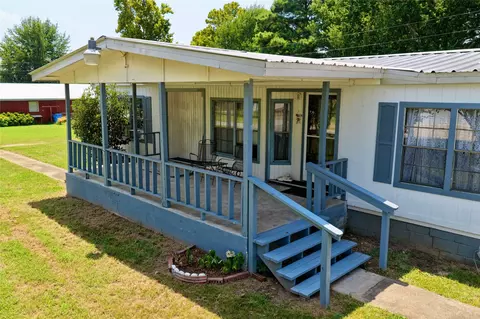 Exterior - 291 Hamilton Rd, Eufaula, OK 74432 photo 2 of 8