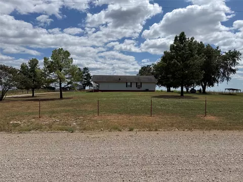 Exterior - 438505 E 370 Rd, Big Cabin, OK 74332 photo 3 of 14