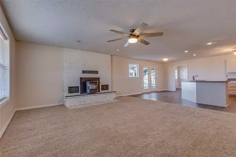 Living - 438505 E 370 Rd, Big Cabin, OK 74332 photo 1 of 3