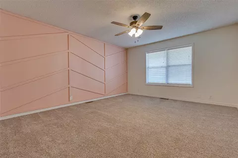 Bedroom - 438505 E 370 Rd, Big Cabin, OK 74332 photo 3 of 4