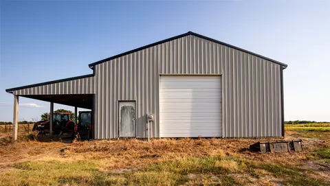 Exterior - 438505 E 370 Rd, Big Cabin, OK 74332 photo 12 of 14