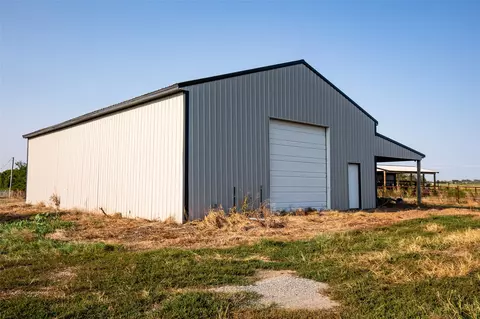 Exterior - 438505 E 370 Rd, Big Cabin, OK 74332 photo 13 of 14
