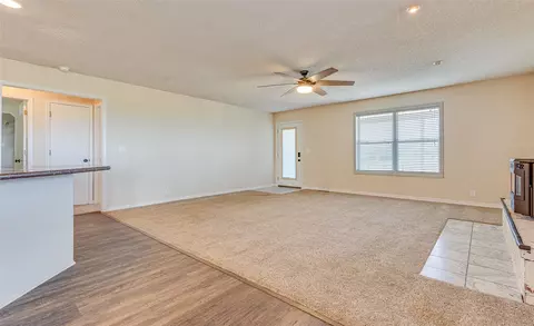 Living - 438505 E 370 Rd, Big Cabin, OK 74332 photo 3 of 3
