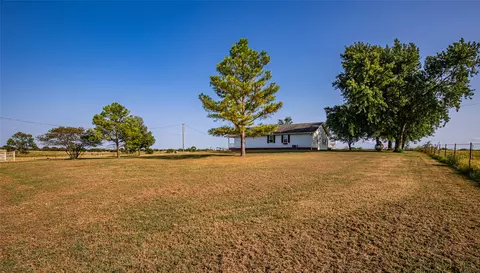 Exterior - 438505 E 370 Rd, Big Cabin, OK 74332 photo 6 of 14
