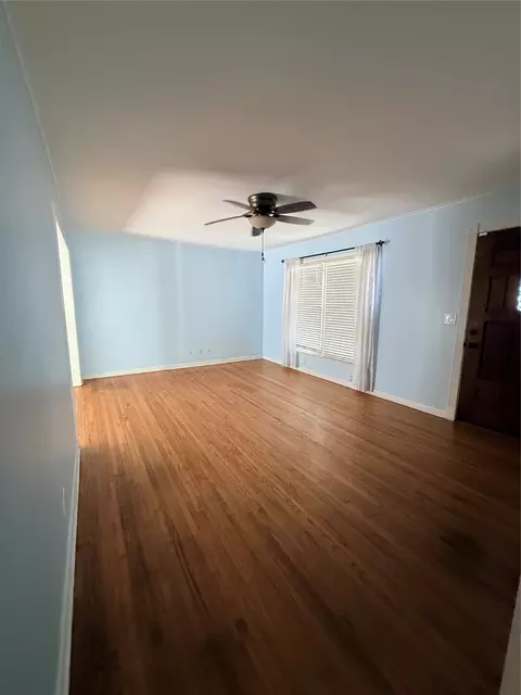 Living - 5810 E 18th St, Tulsa, OK 74112 photo 1 of 3