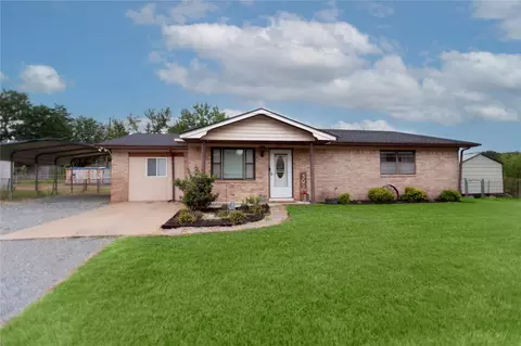 395 Buchanan Ave, Krebs, OK 74554