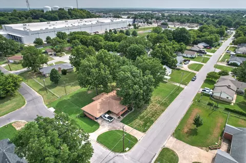 View/Area - 602 Elgin Pl, Broken Arrow, OK 74012 photo 2 of 7